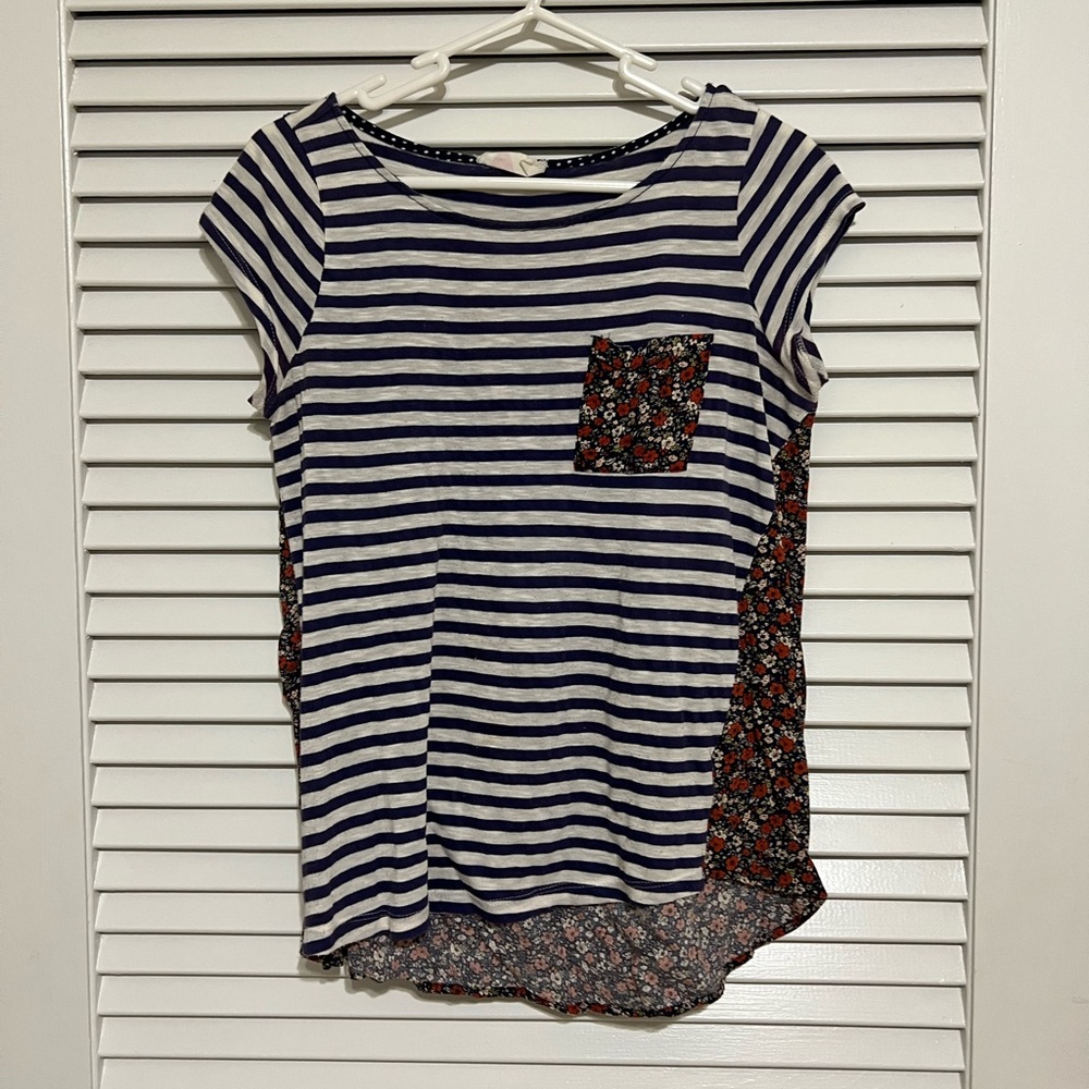 Shirt with pocket